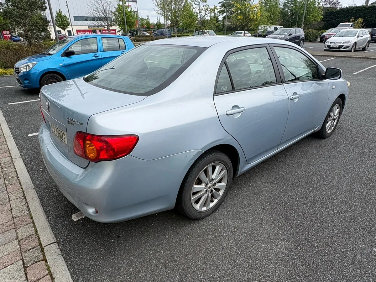 Toyota Corolla - Image 4