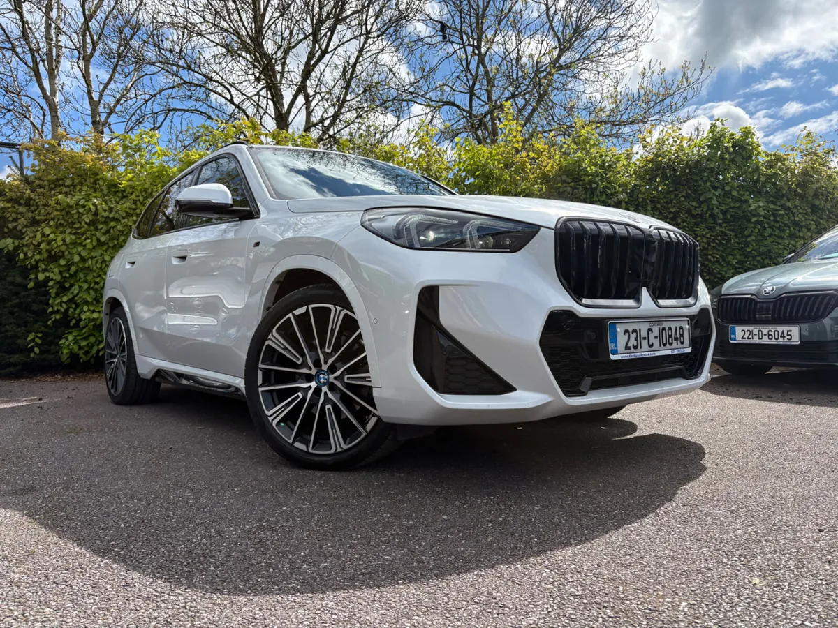 X1 M-SPORT PHEV | HUGE SPEC - Image 4