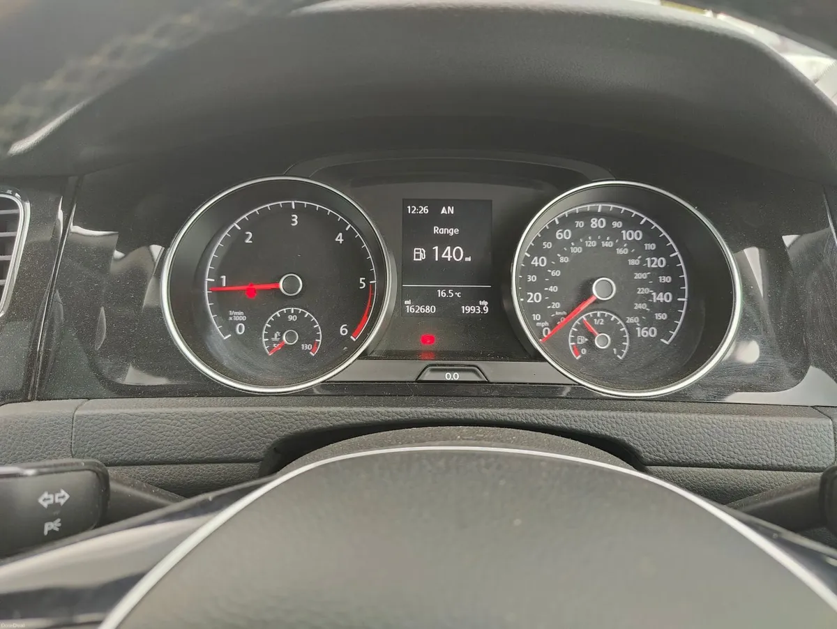 Volkswagen Golf 2014 - Image 1