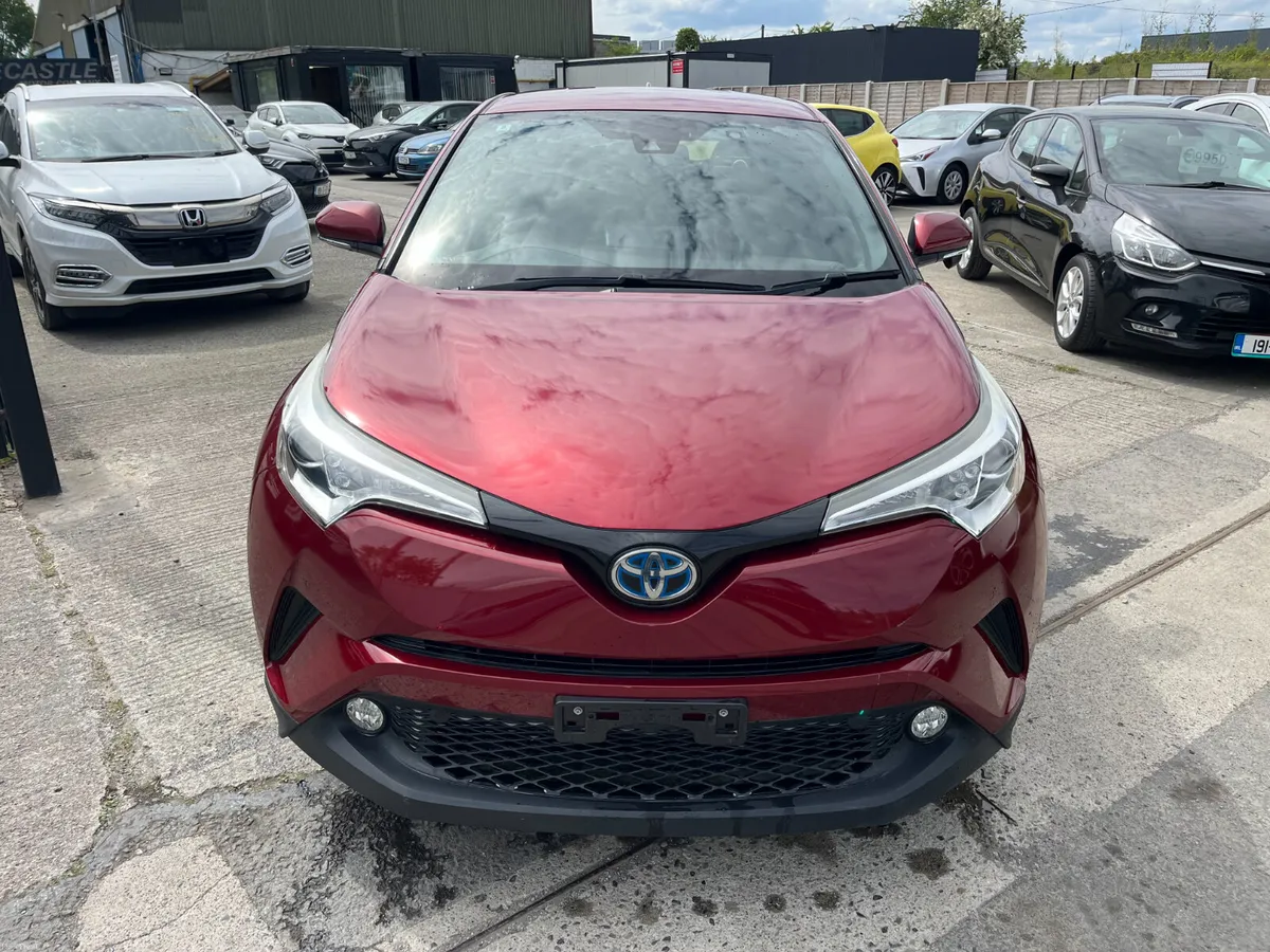 TOYOTA C-HR 2017, 1.8 HYBRID AUTO LOW KM HIGH SPEC - Image 2