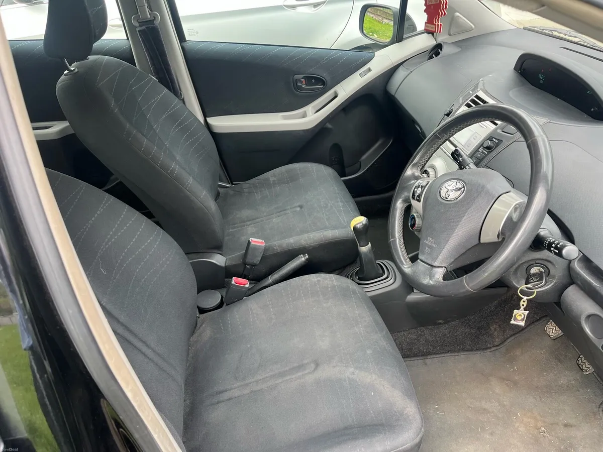 Car - Image 4