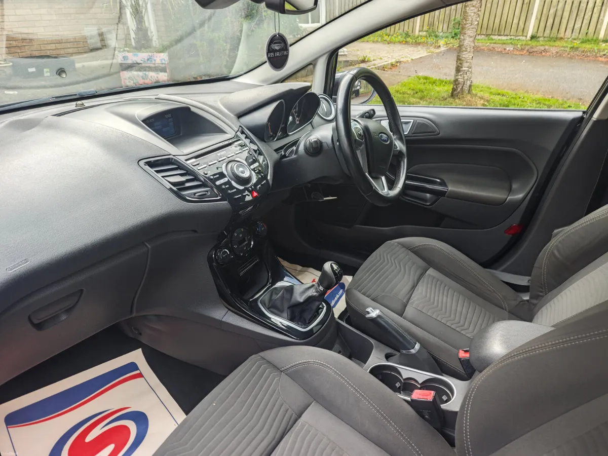 Ford Fiesta 2014 1.5 TDCI TITANIUM - Image 4
