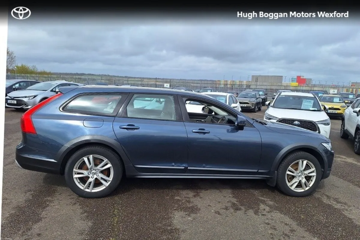 Volvo V90 CROSS COUNTRY D4 GT AWD 5DR AU - Image 2