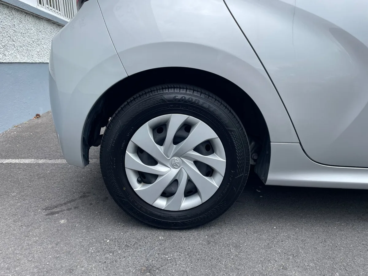 1.5 PETROL HYBRID - APPLE PLAY - NEW NCT - LOW TAX - Image 2