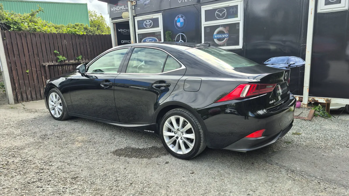 Lexus Is300H S-DESIGN 4DR AUTO 2015 - Image 4