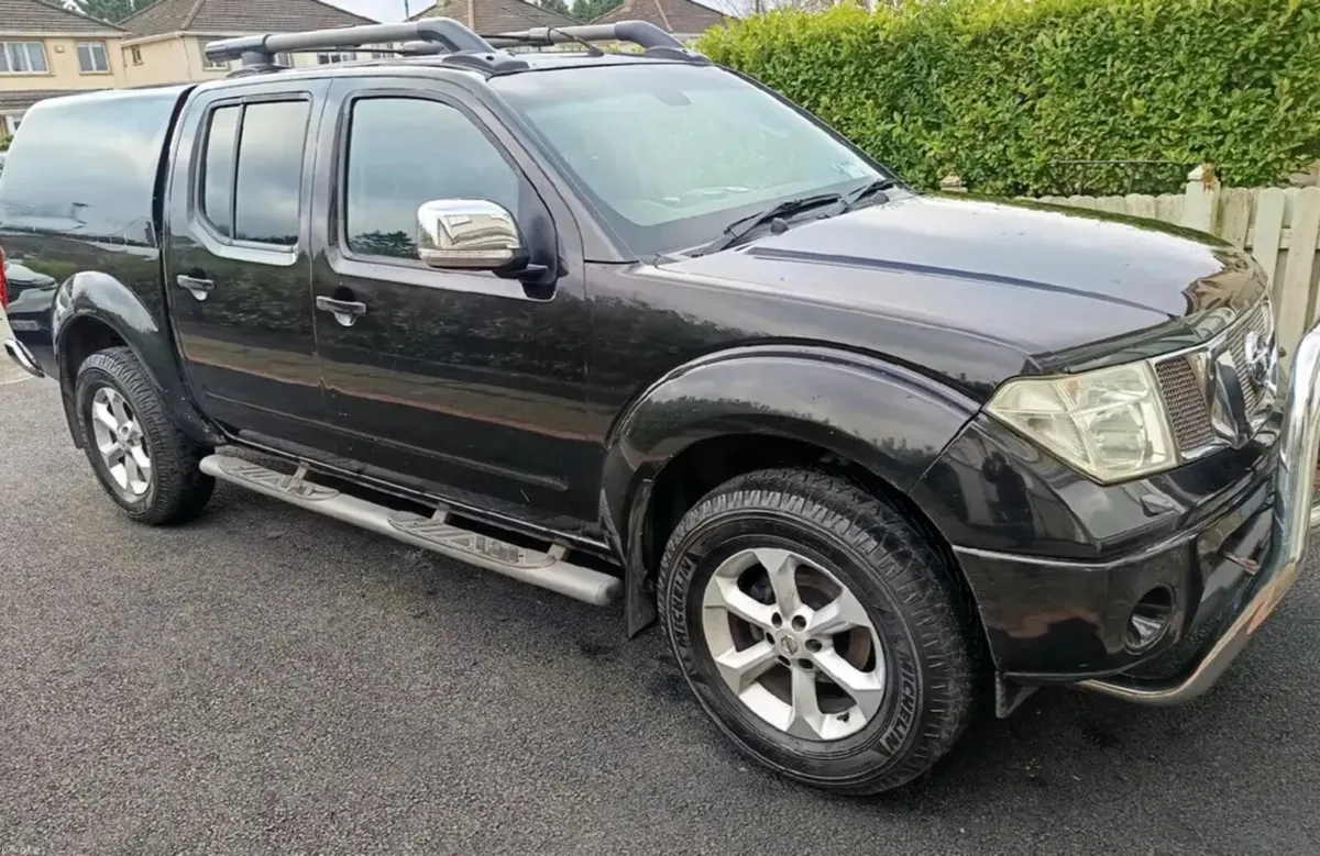 Nissan Navara crew cab - Image 1