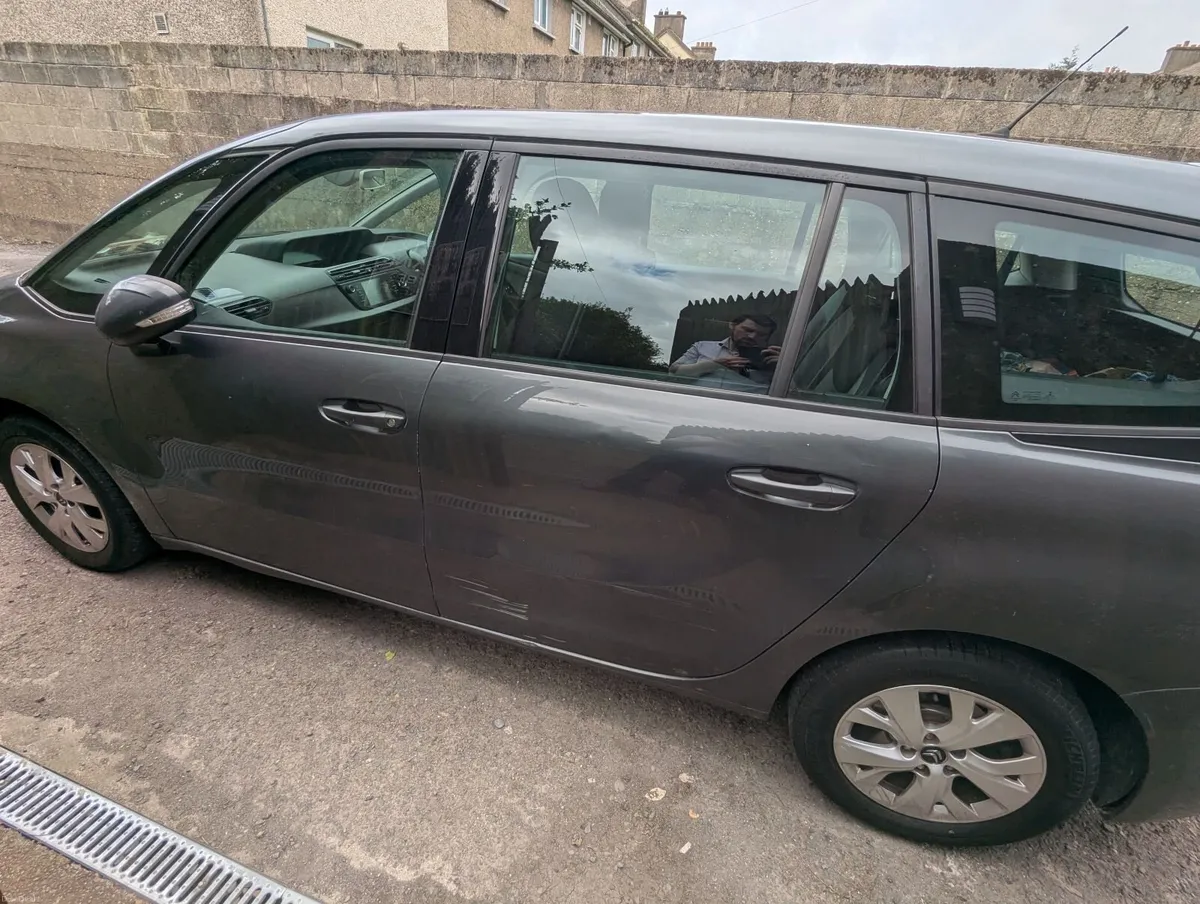 Citroen C4 2016 Picasso 7-seater - Image 2