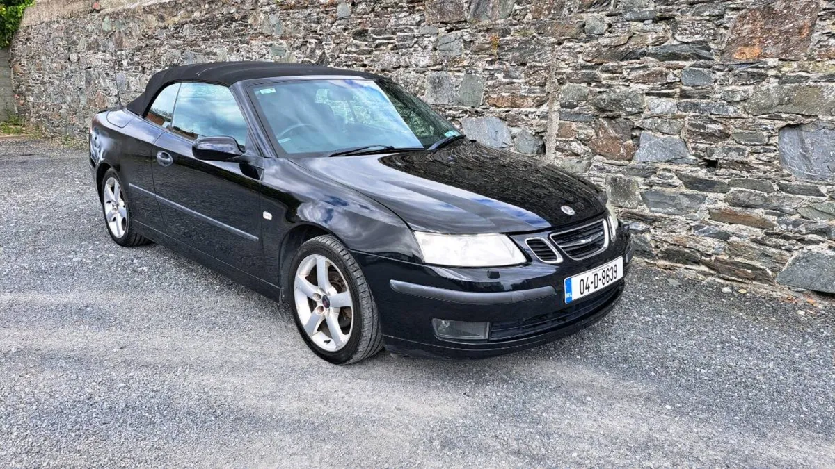 2004 saab 93 convertable - Image 2