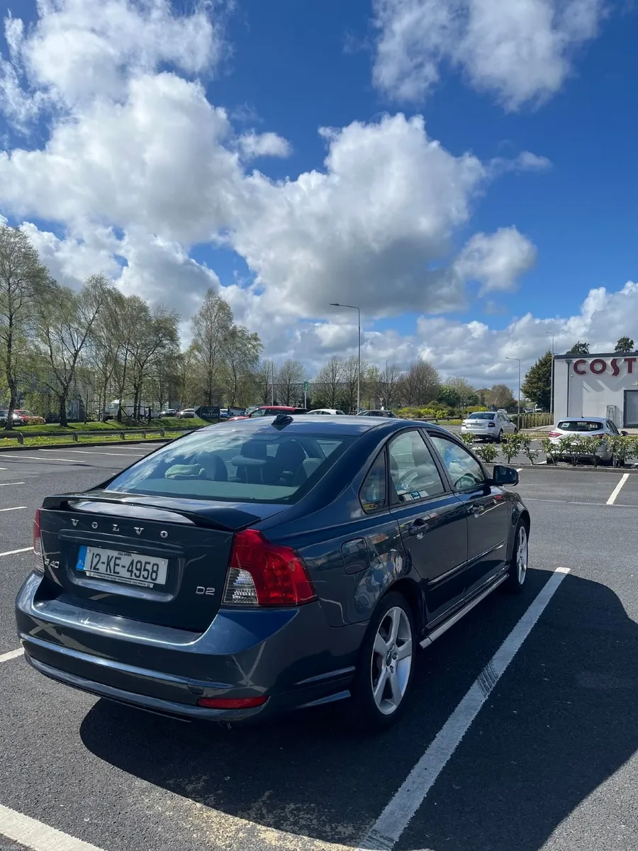 Volvo S40 R-Design 1.6L D - Image 2