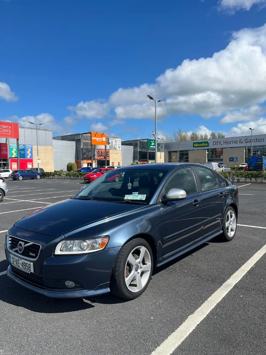 Volvo S40 R-Design 1.6L D - Image 4