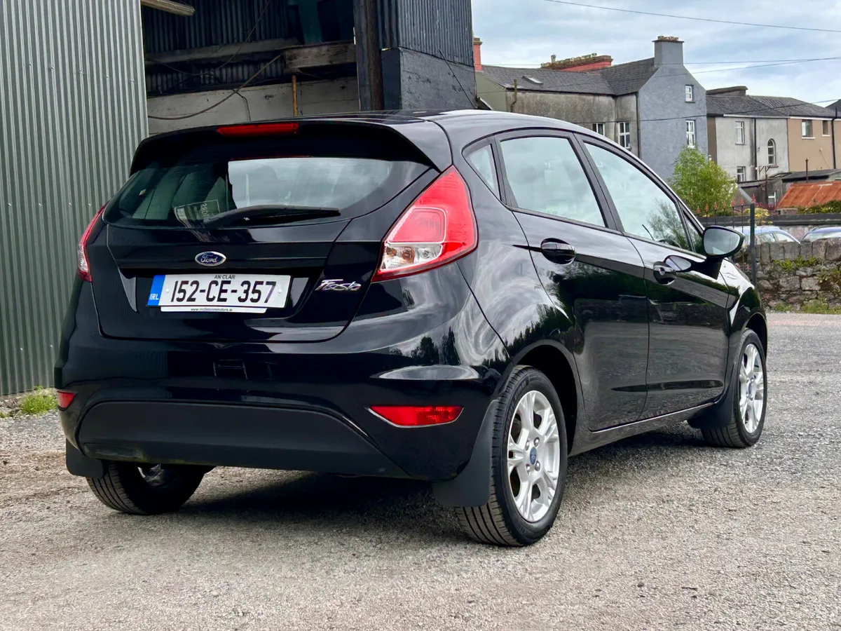 Ford Fiesta 2015 1.2 petrol zetc model low mileage - Image 4