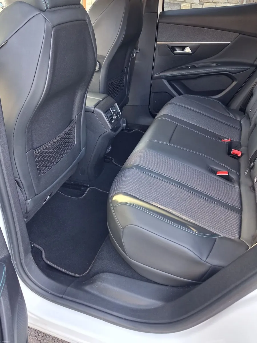 Peugeot 3008 2021 - Image 5