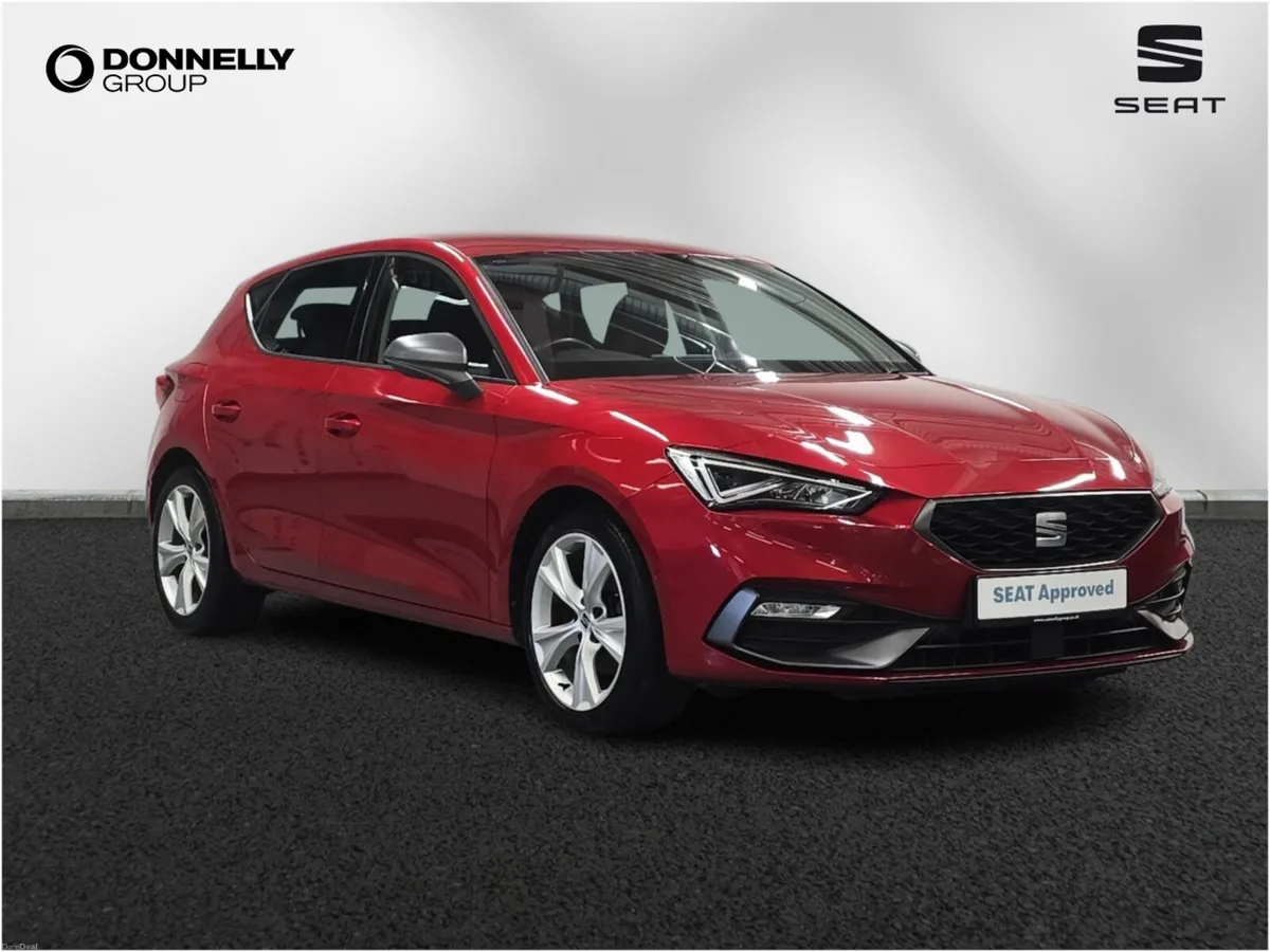 SEAT Leon Hatchback FR - Image 1