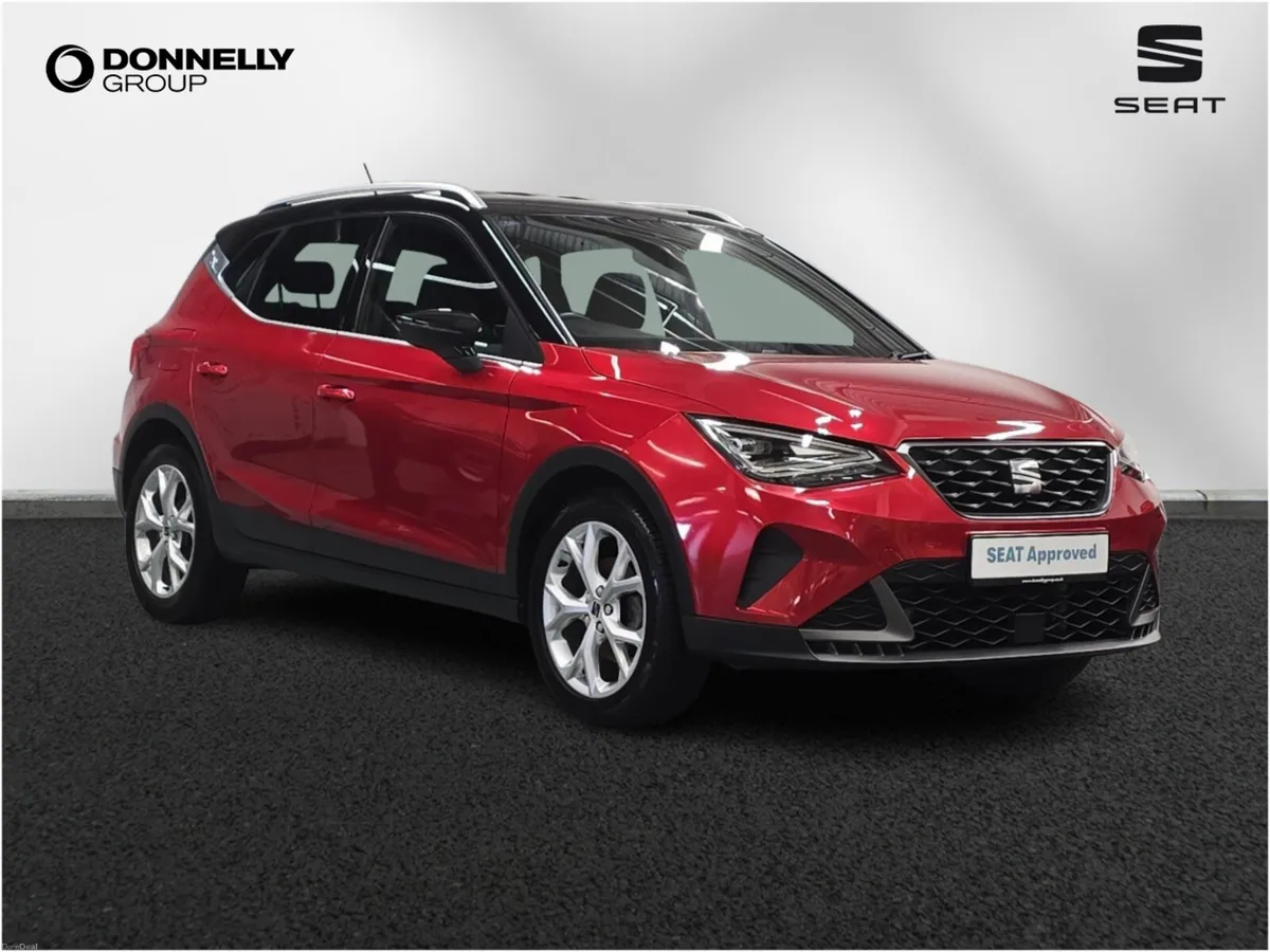 SEAT Arona Hatchback FR - Image 1