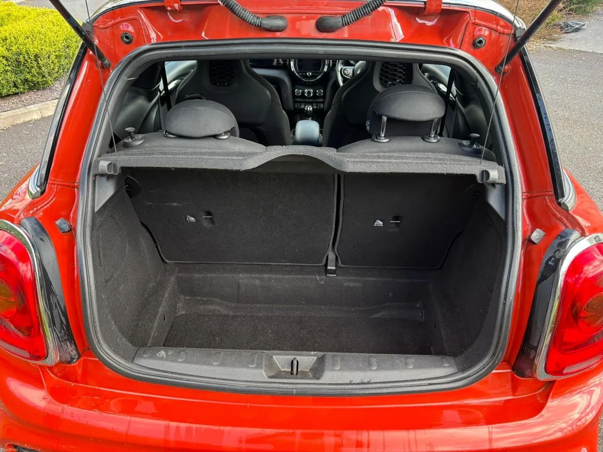 Mini Cooper 2018 - John Cooper Works - Image 4
