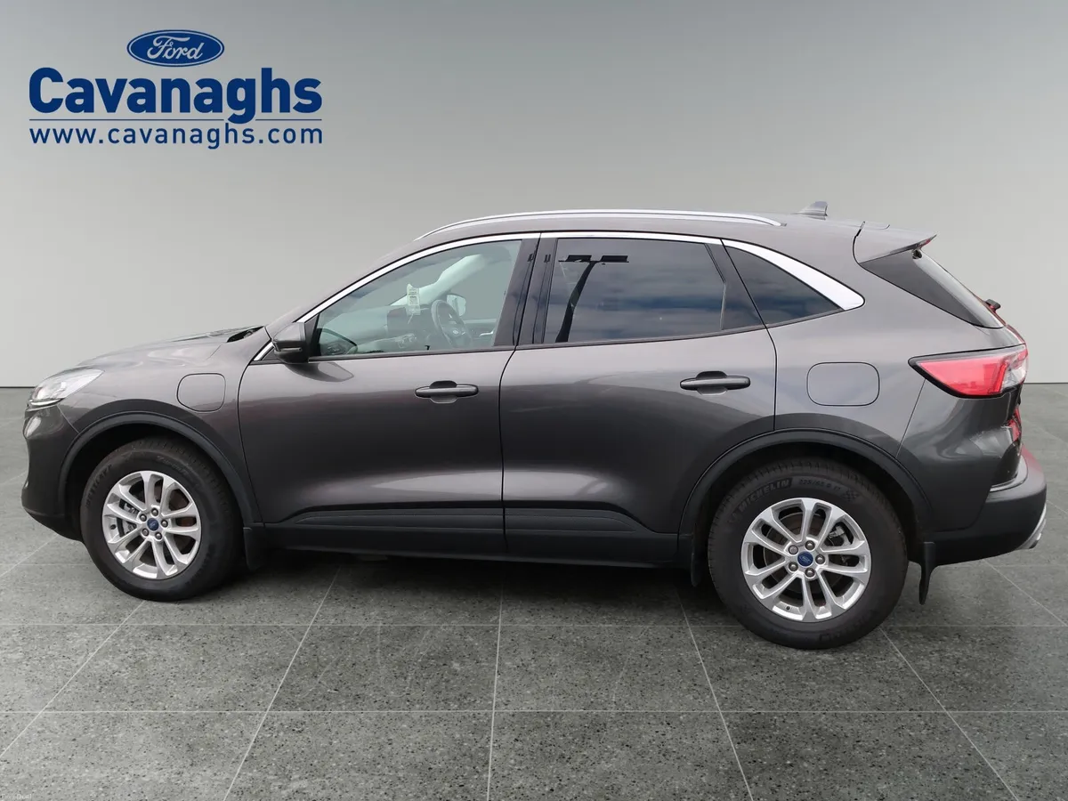 2023 FORD KUGA 2.5PHEV TITANIUM 225PS - Image 2