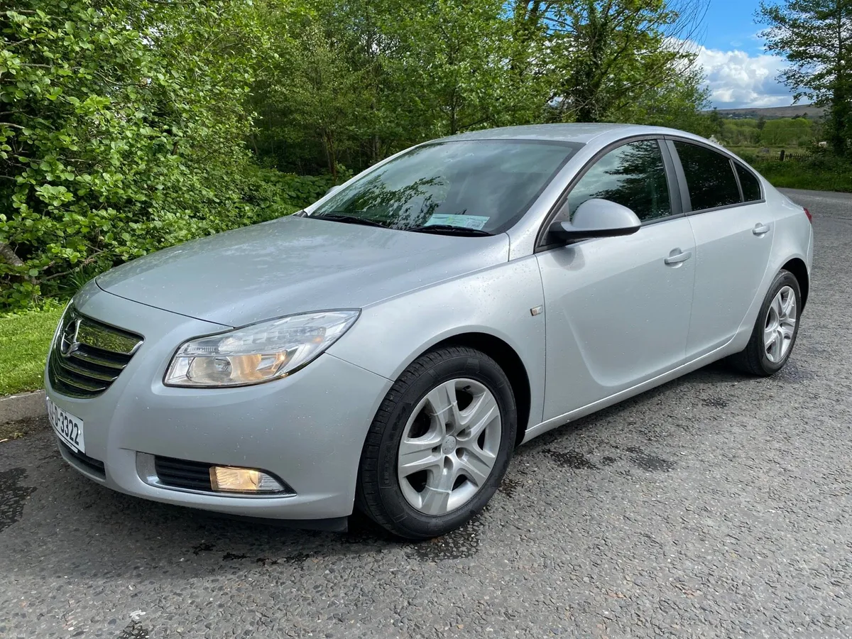 2013 OPEL INSIGNIA NEW NCT 11/26 - Image 1