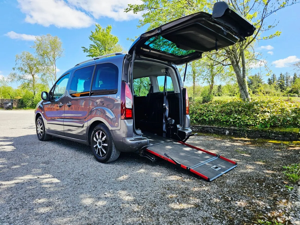 PEUGEOT PARTNER 1.6 TEPEE HORIZON  2016 WHEELCHAIR - Image 1