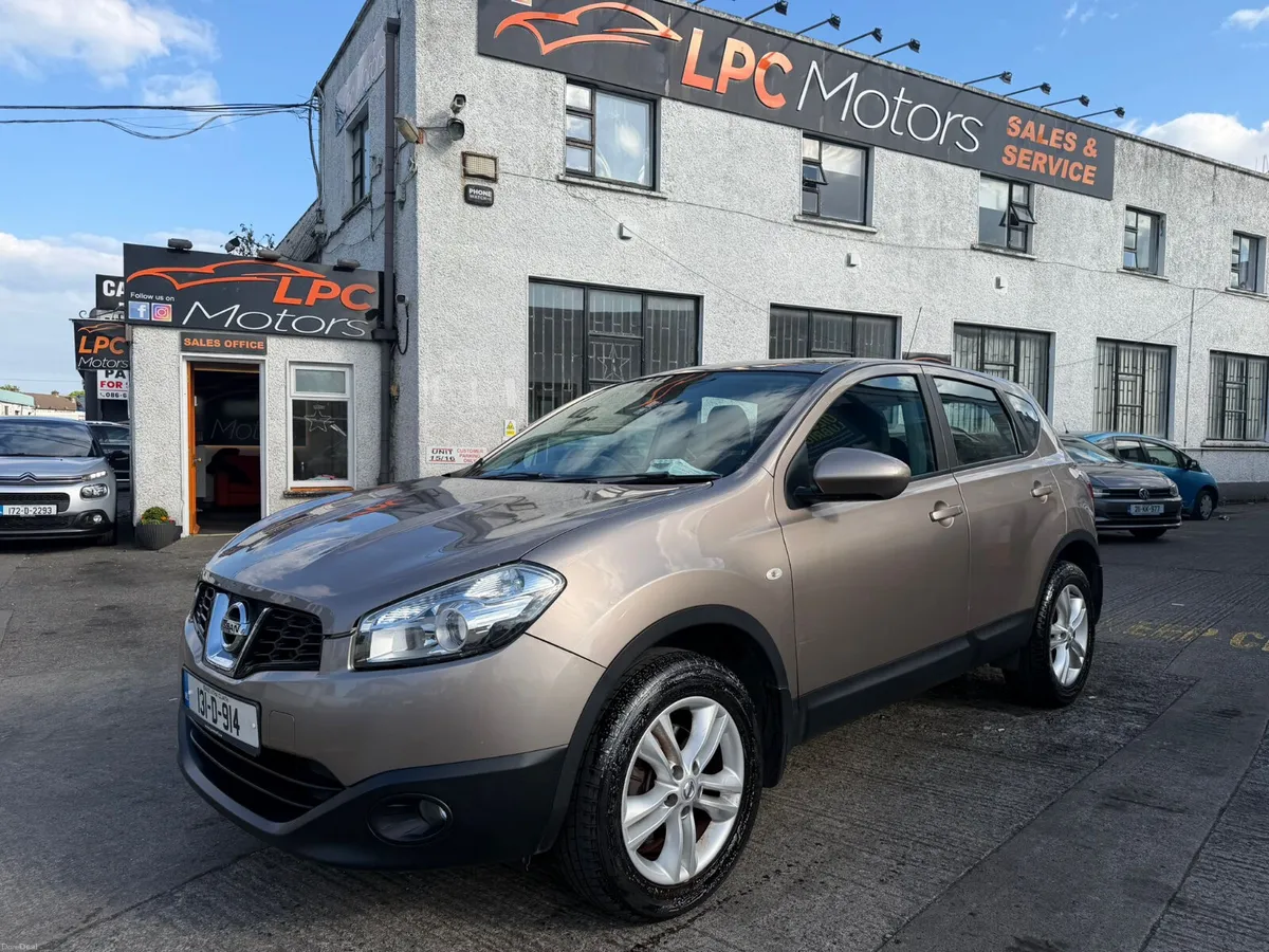 Nissan Qashqai 2013 Automatic - Image 2
