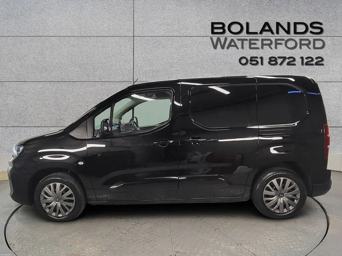 Citroen Berlingo TOUCH BlueHDi 100 S&S MWB - Image 4
