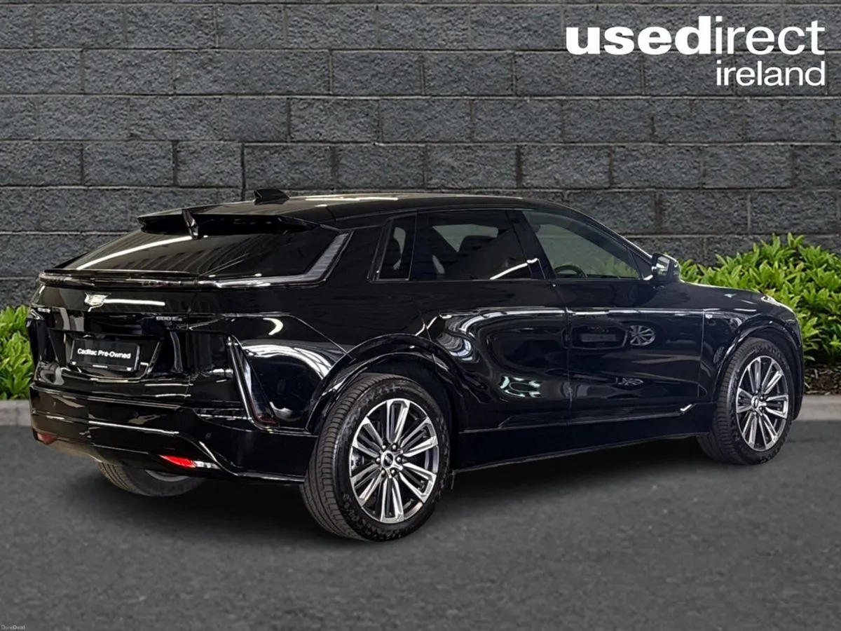 Cadillac Lyriq Ev Entry 559 AWD Dual-Motor Auto - Image 2