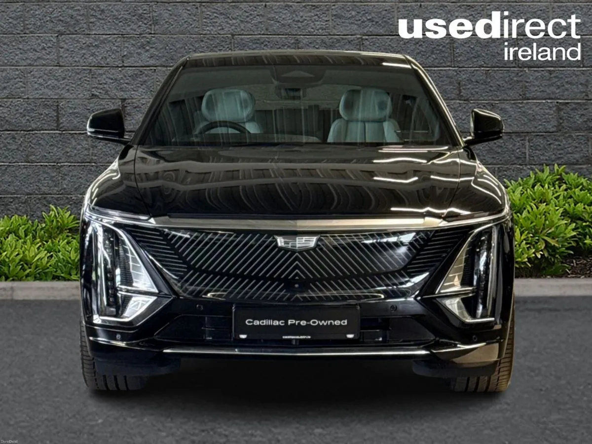 Cadillac Lyriq Entry  559 AWD Dual-Motor Auto - Image 5