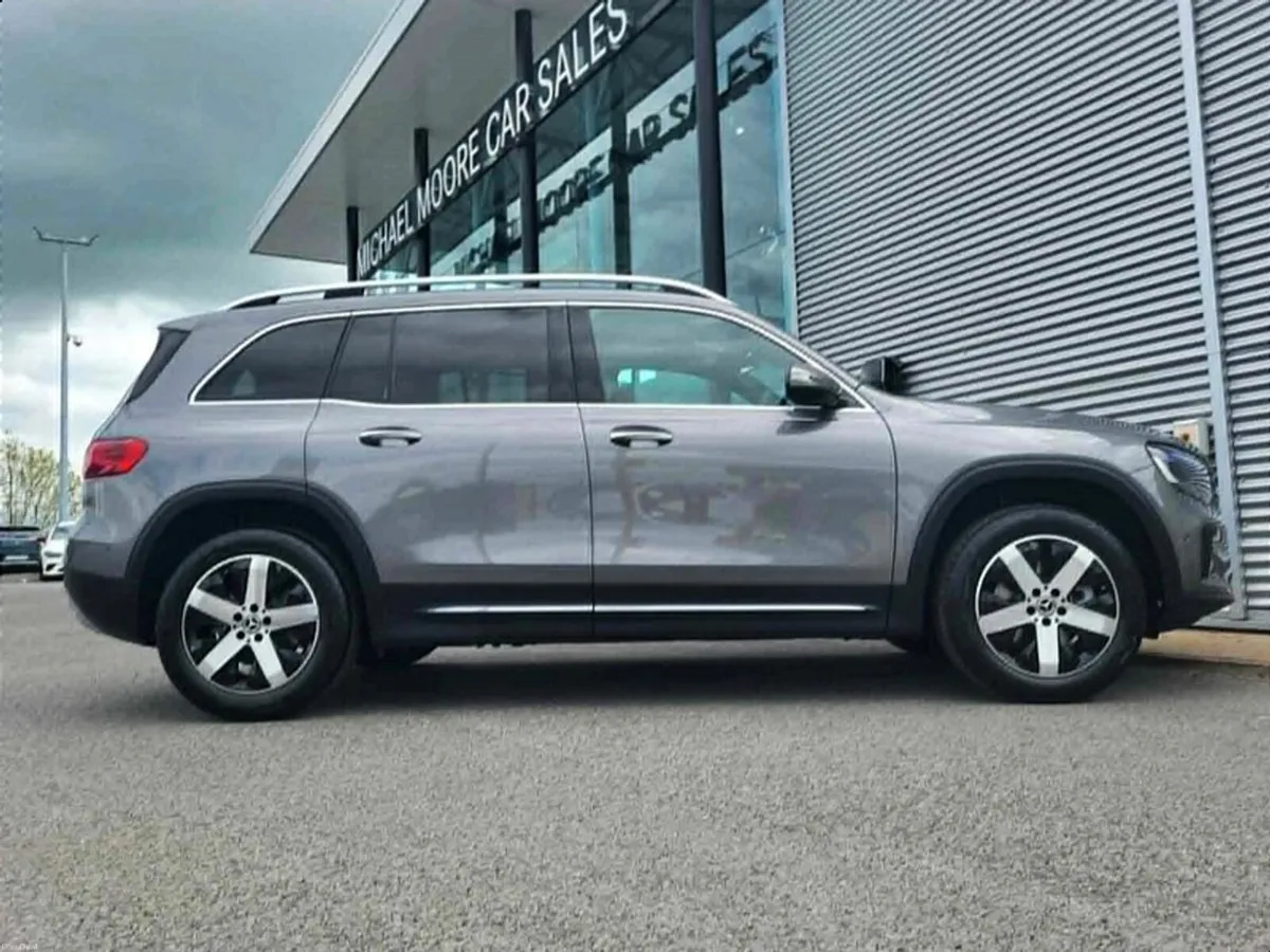 Mercedes-Benz GLB GLB200d Progressive AUTO (7 SEAT - Image 5