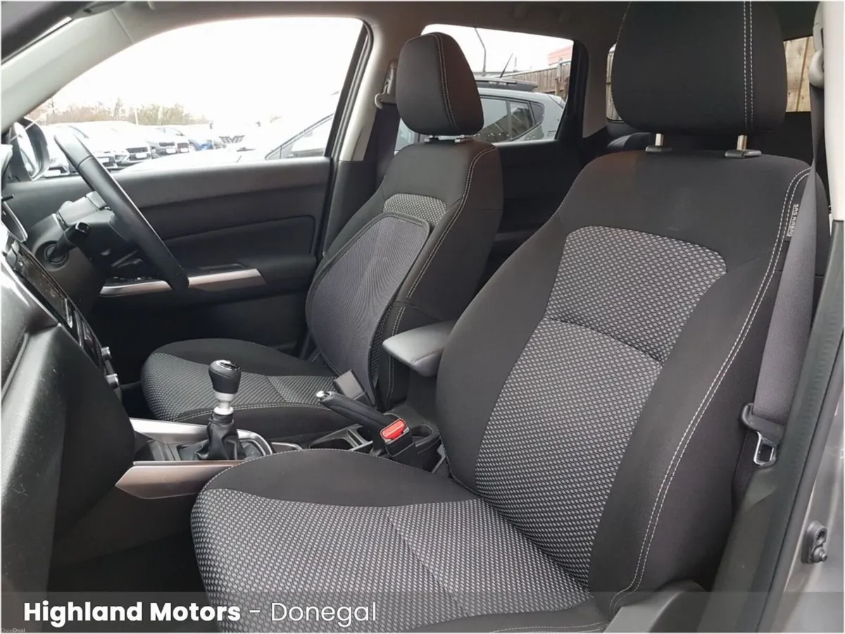Suzuki Vitara 1.4 Boostjet Hybrid SZ4 MT - Image 5