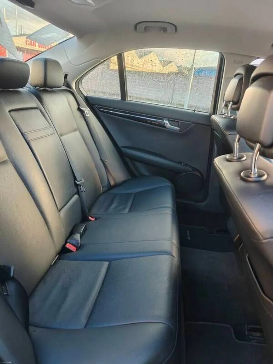 Mercedes-benz C220 2.1D 2010 - Image 3