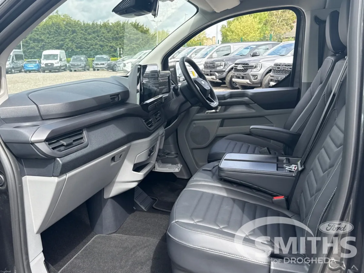 Ford Tourneo Custom TITANIUM (9 SEATER) 2.5 PHEV 2 - Image 4