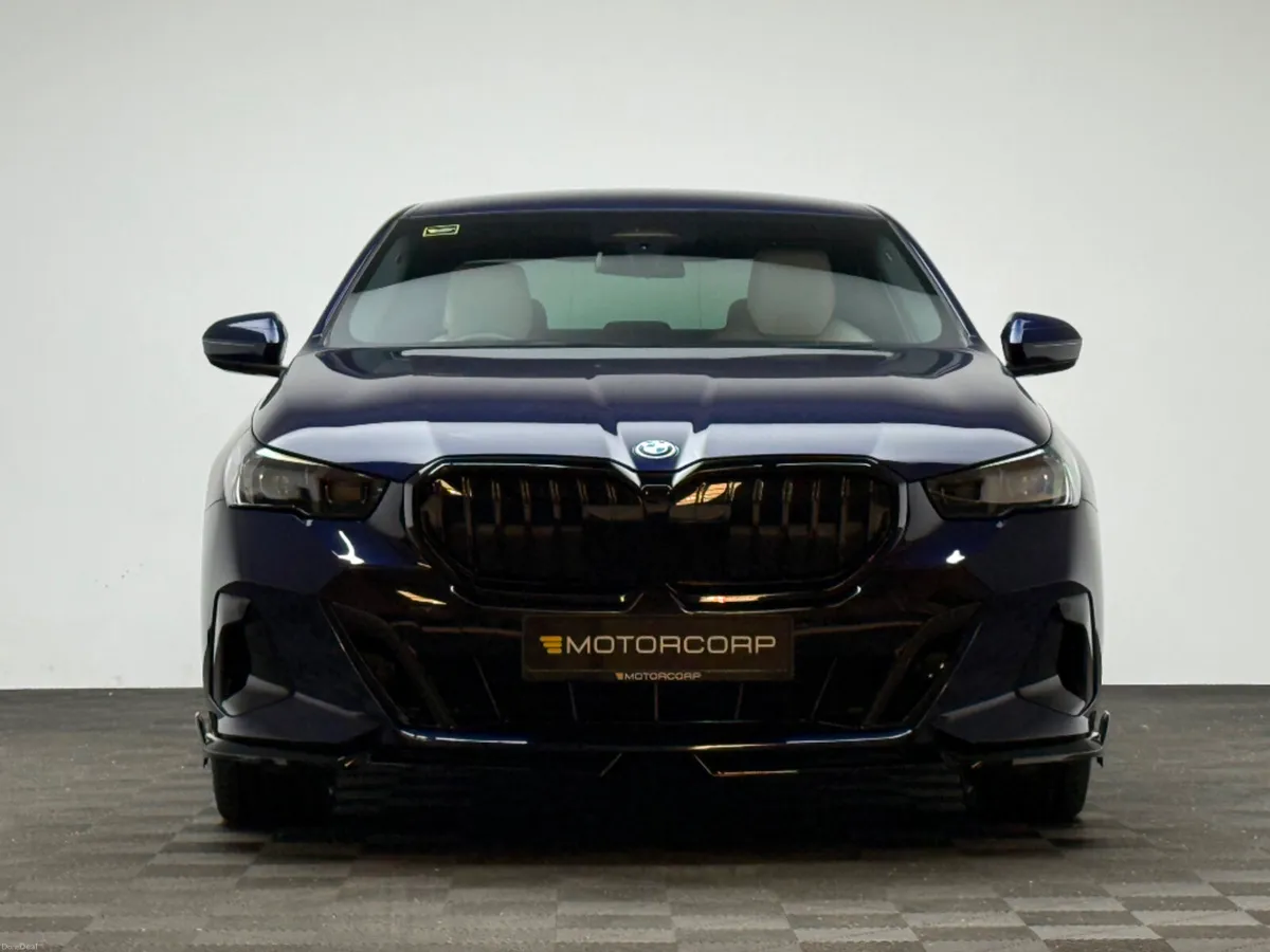 BMW i5 40 M SPORT EDRIVE - Image 2