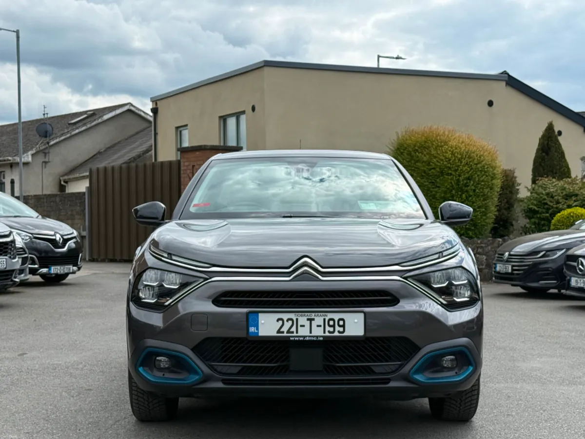 Citroen e-C4 EC4 FEEL PACK 100KW AUTO *HIGH SPEC* - Image 2