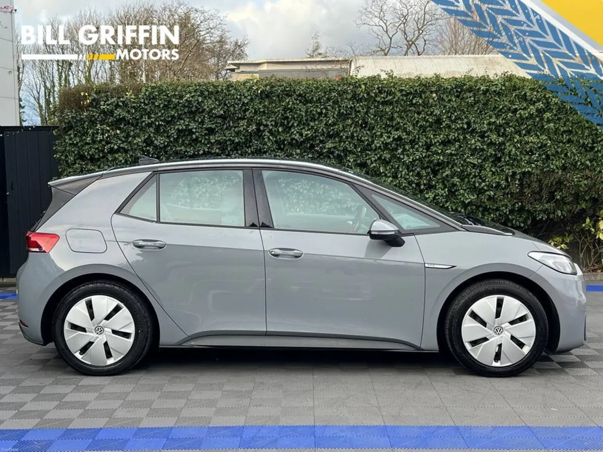 Volkswagen ID.3 LIFE PRO 58KWH // APPLE CARPLAY/AN - Image 2