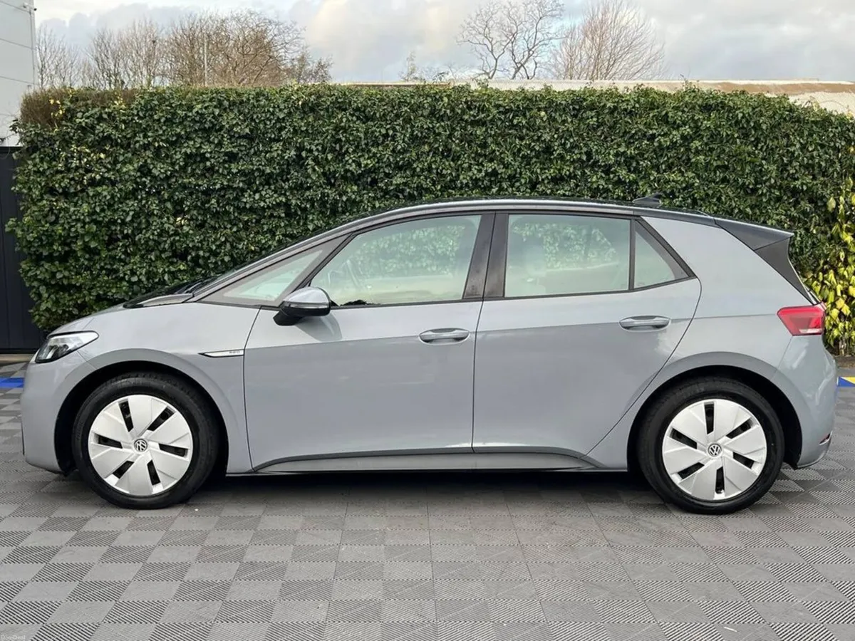 Volkswagen ID.3 LIFE PRO 58KWH // APPLE CARPLAY/AN - Image 3