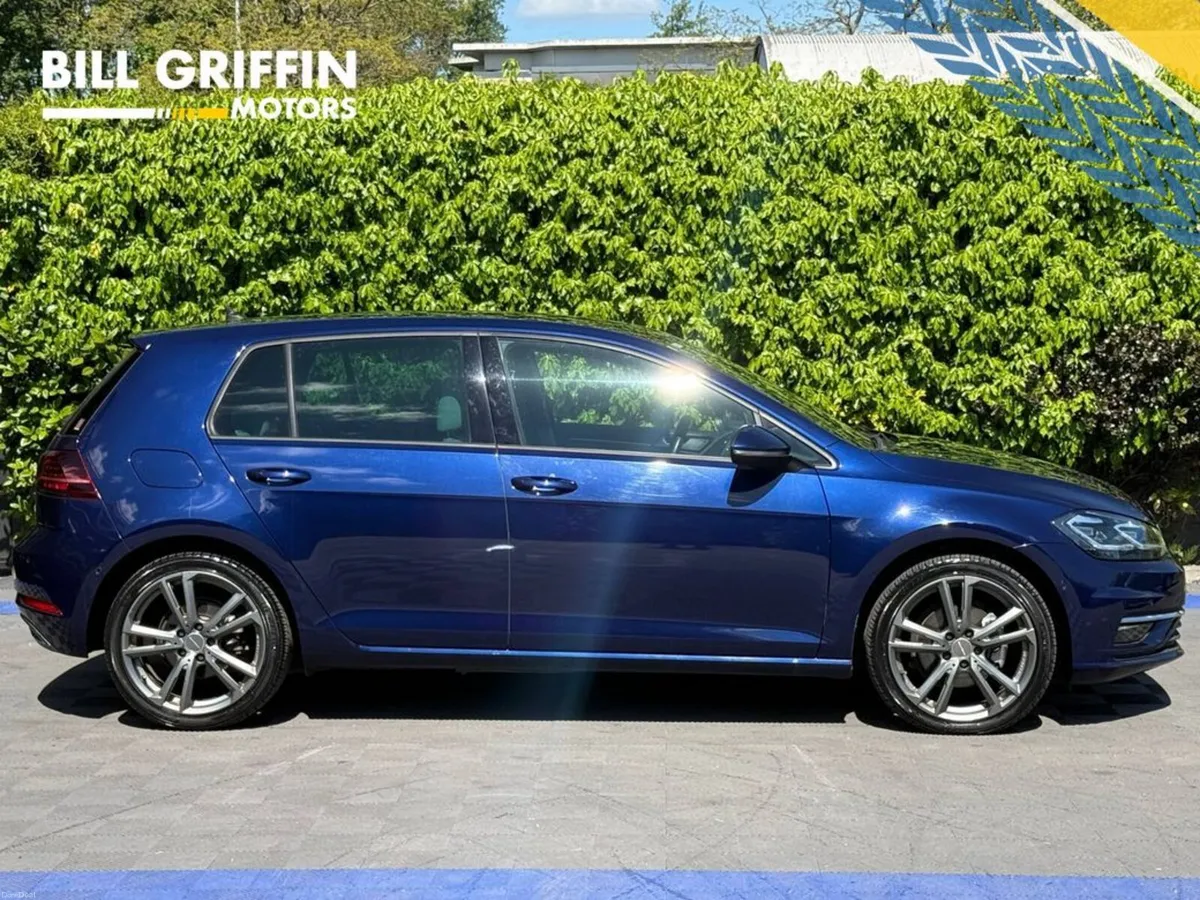 Volkswagen Golf HIGHLINE 2.0 TDI // LEATHER HEATED - Image 2