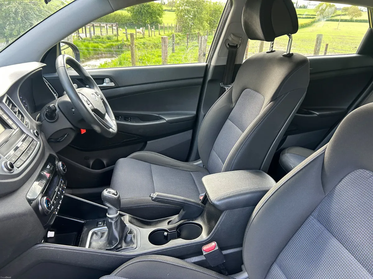 Hyundai Tucson 2015, one owner - Image 4