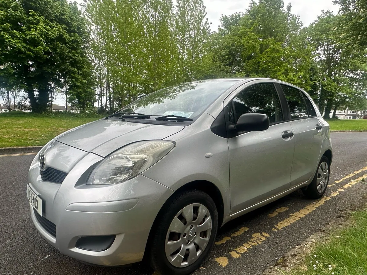 Toyota Yaris VVTI *NCT 05/27, tax 06/26* - Image 2