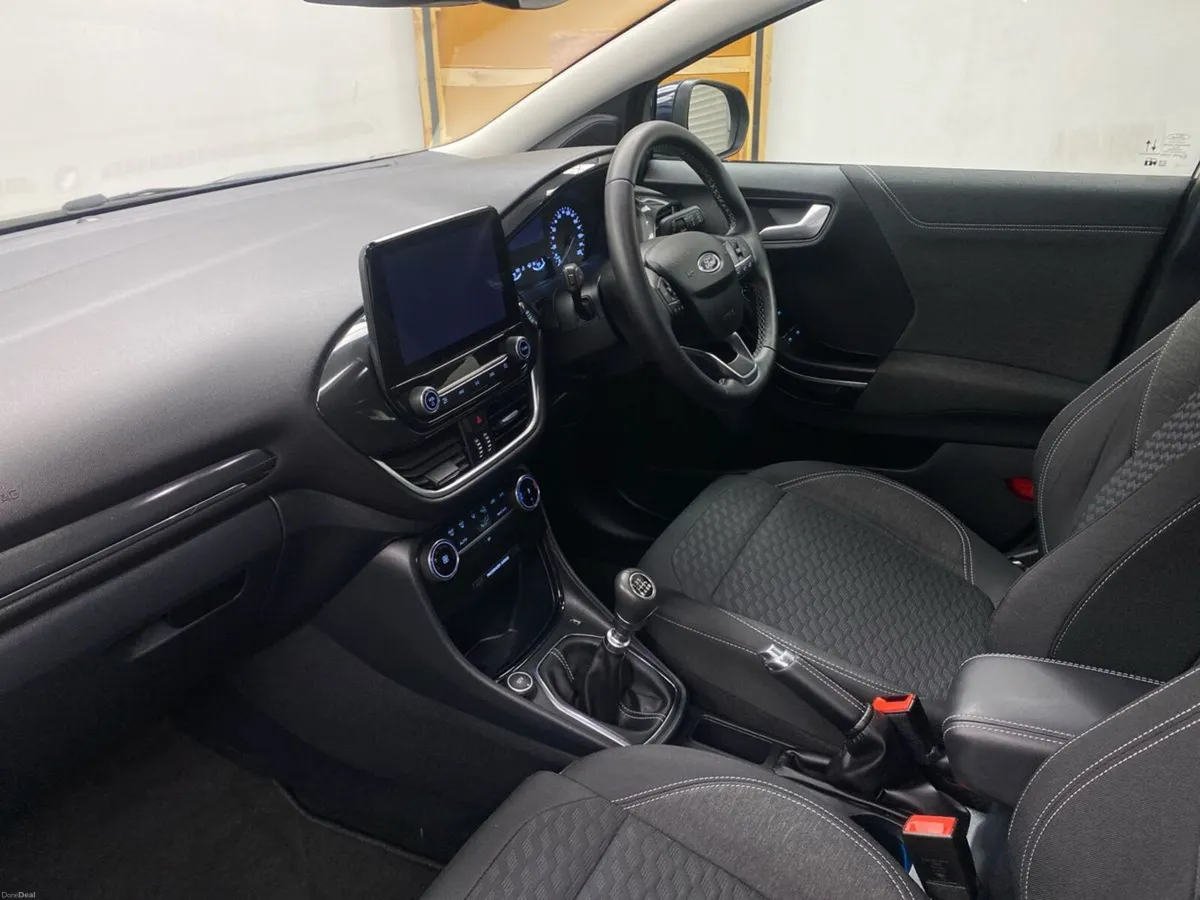 Ford Puma 1.0L EcoBoost Hybrid 125PS Titanium - Image 3