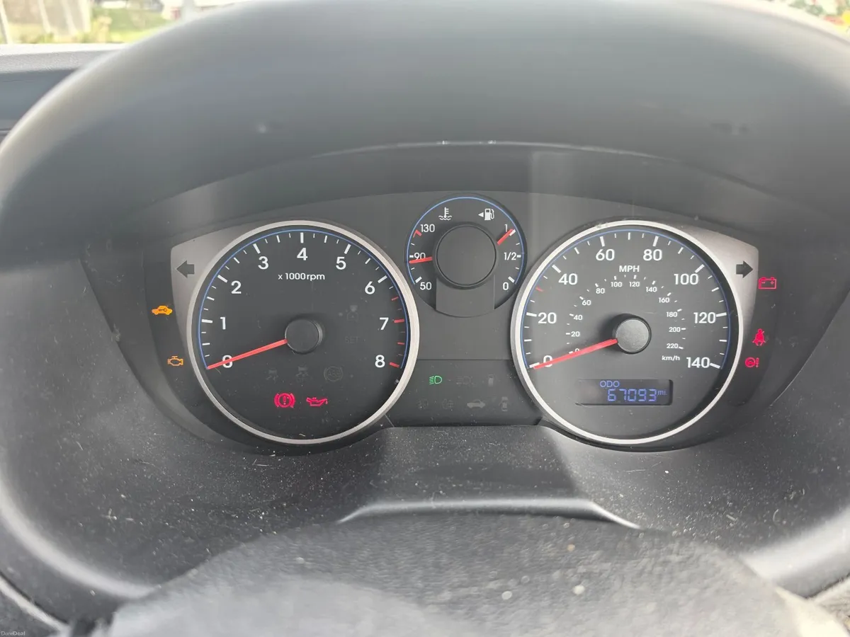 Hyundai i20 2013 - Image 2