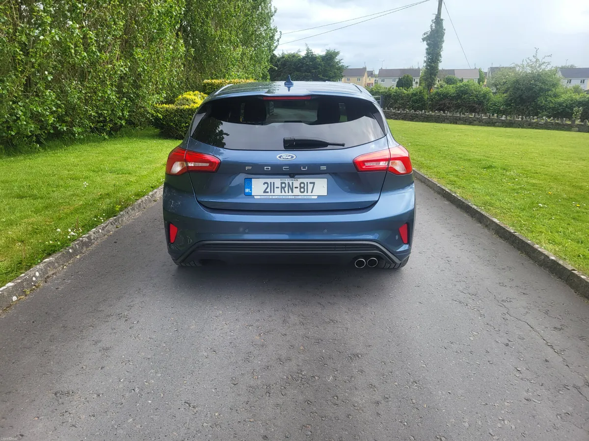 Ford Focus  ST LINE 1.5 DIESEL.  LOW KMS - Image 3