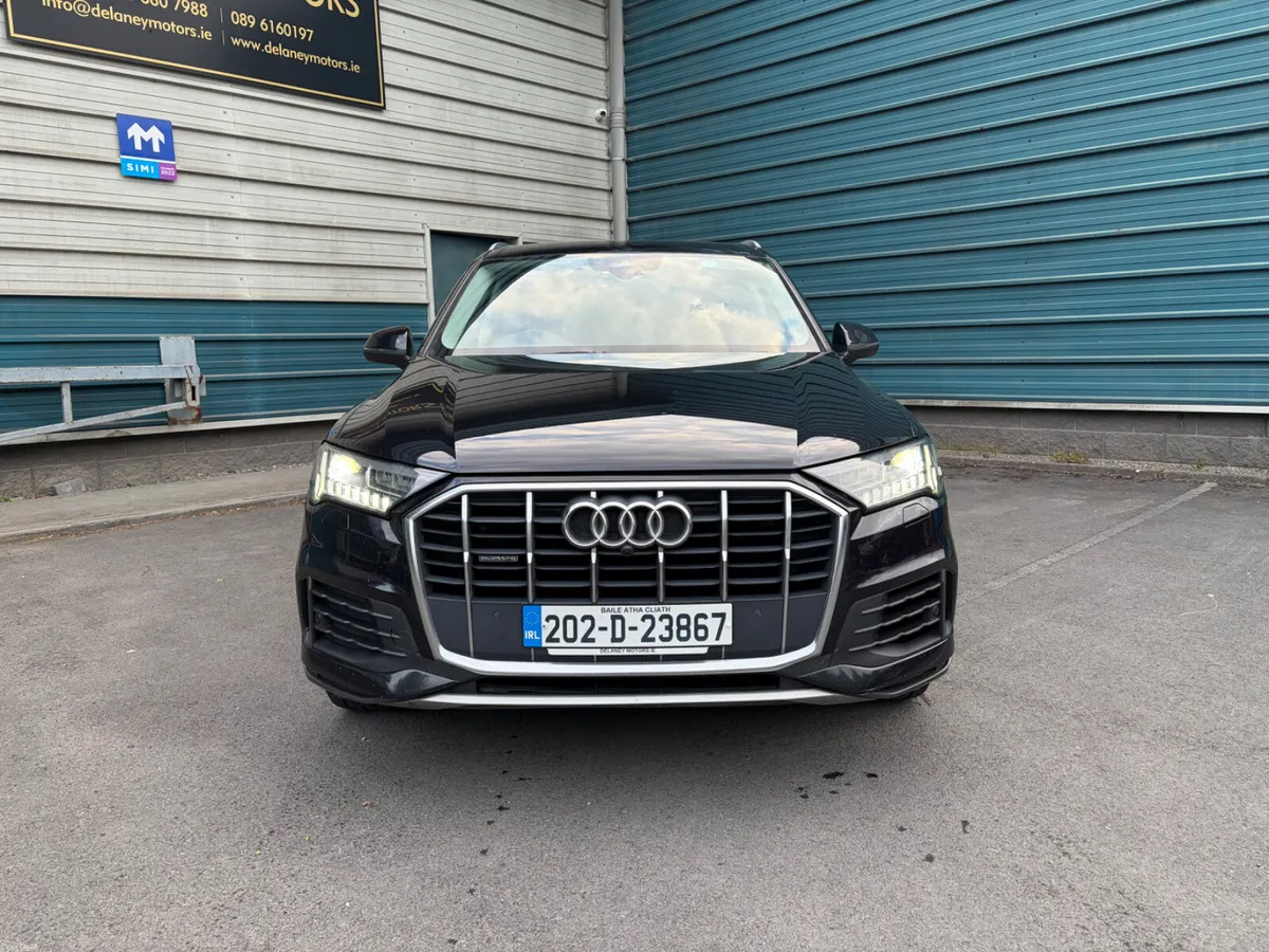 202 Audi Q7 N1 2 Seat Commercial Van - Image 2