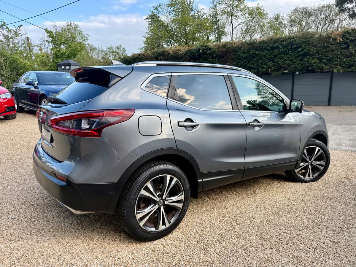 2018 Nissan Qashqai 1.5Dci N-Connecta Pan Roof - Image 3