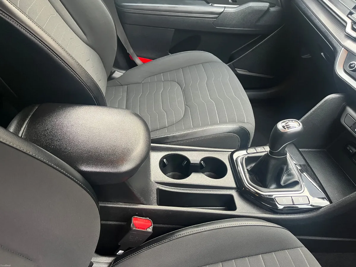 Kia Sportage 2023 k3 Diesel hybrid - Image 6