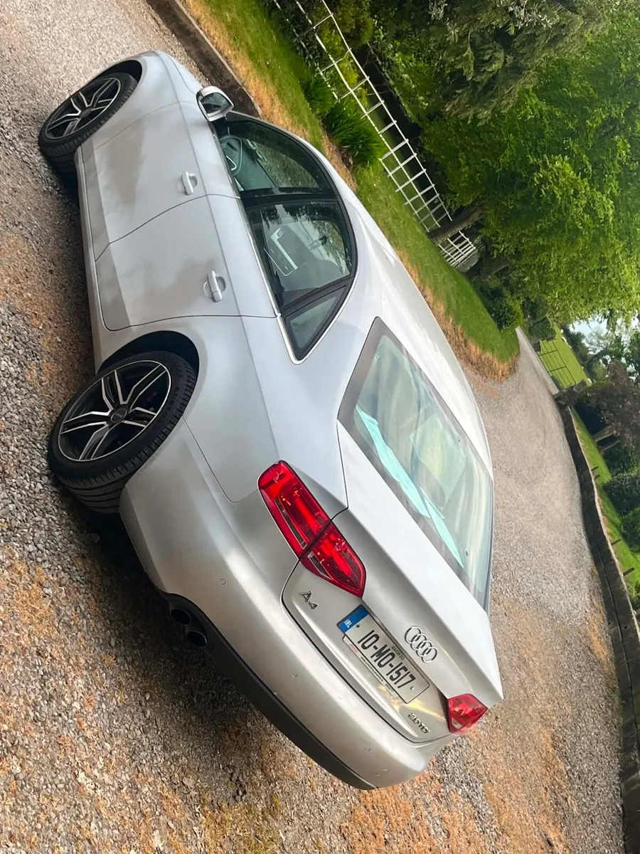 Audi A4 2010 - Image 4