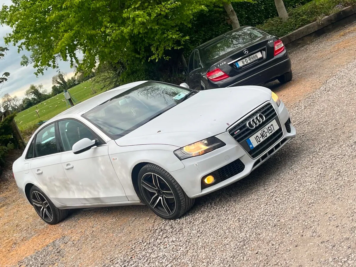 Audi A4 2010 - Image 1