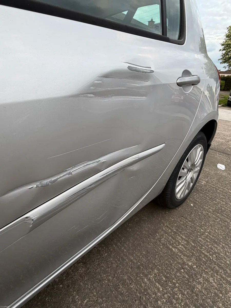 Renault Clio 2010 - Image 3