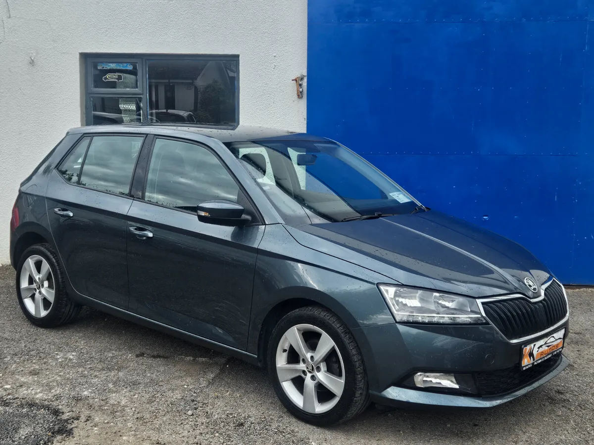 Skoda Fabia 2019 petrol  low mileage - Image 4