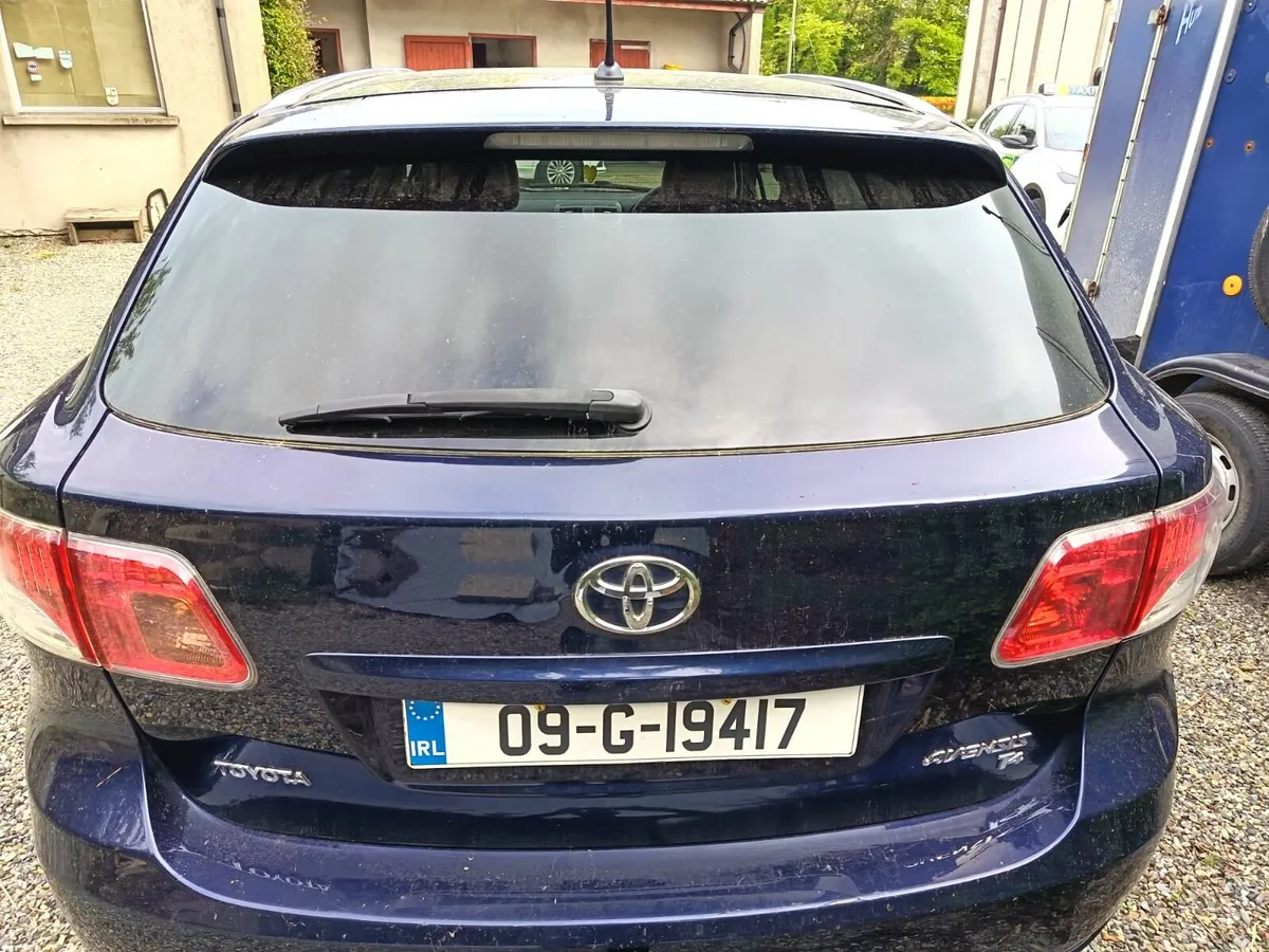 Toyota Avensis Estate Price Dropped - Image 4