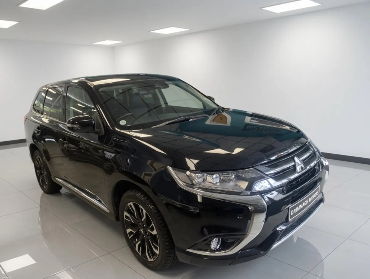 Mitsubishi outlander 2.0 GX3H phev - Image 2