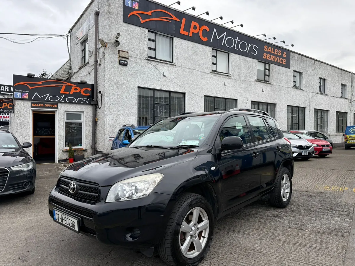 Toyota RAV4 2007 4 WD - Image 1